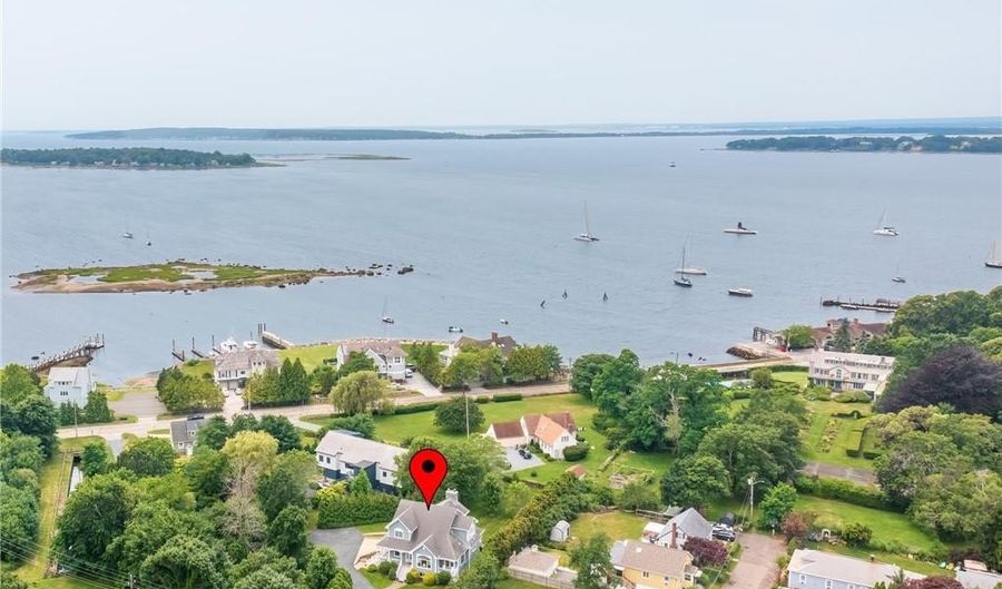 75 Wood St, Bristol, RI 02809 - 4 Beds, 3 Bath
