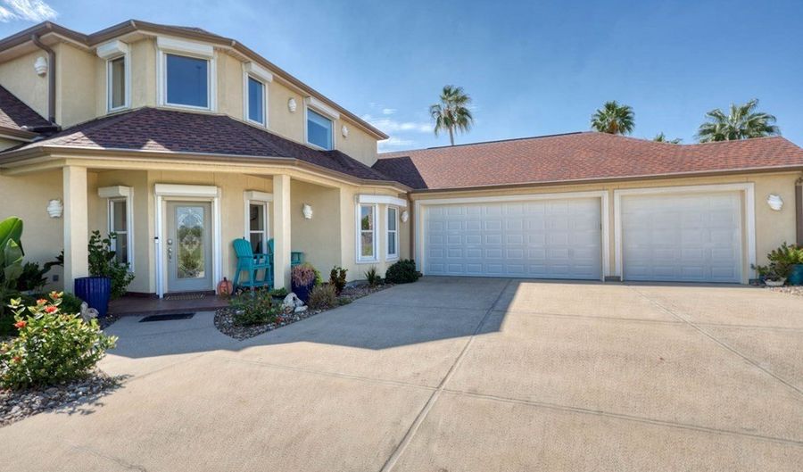 411 Porpoise Dr, Aransas Pass, TX 78336 - 4 Beds, 3 Bath