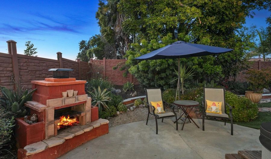 6433 La Paloma St, Carlsbad, CA 92009 - 4 Beds, 3 Bath