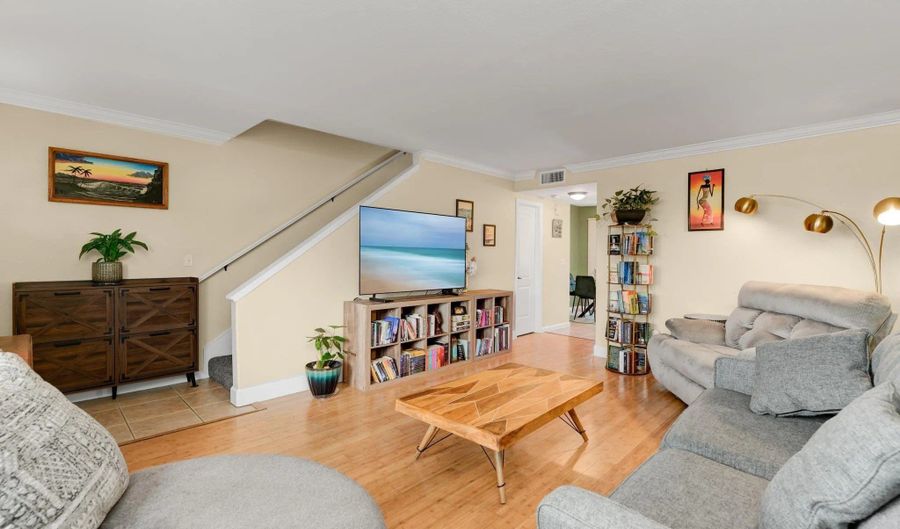 1453 N Broadway C, Escondido, CA 92026 - 2 Beds, 2 Bath