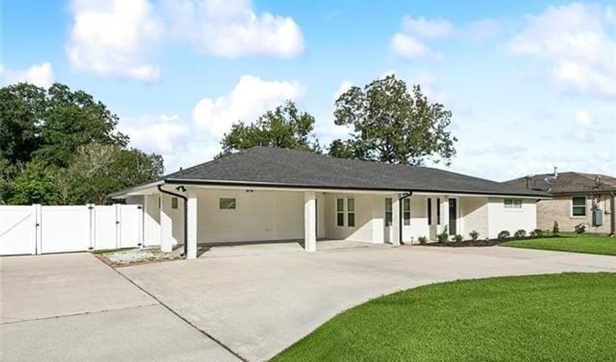 114 MELVYN Dr, Belle Chasse, LA 70037 - 4 Beds, 3 Bath