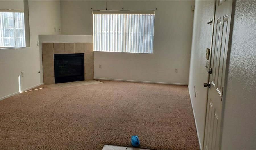 10245 S Maryland Pkwy 2186, Las Vegas, NV 89183 - 2 Beds, 2 Bath