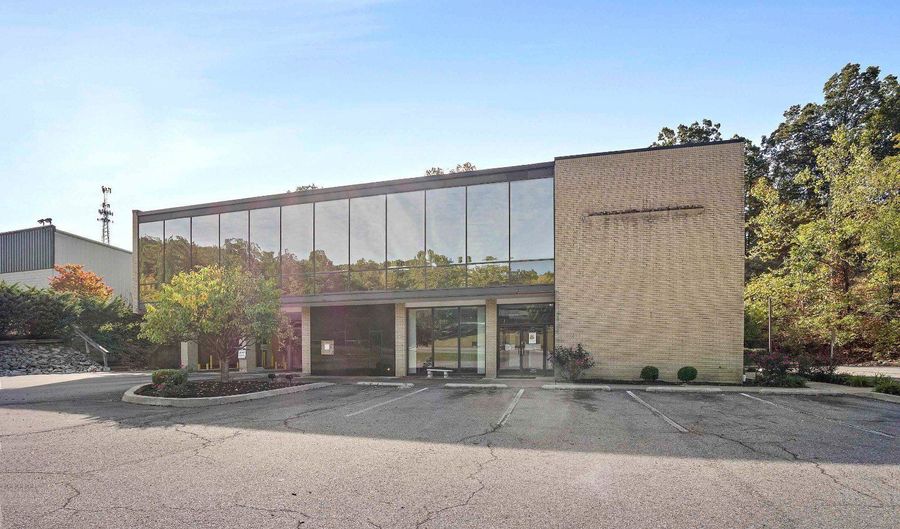 5942 US Route 60, Ashland, KY 41102 - 0 Beds, 3 Bath