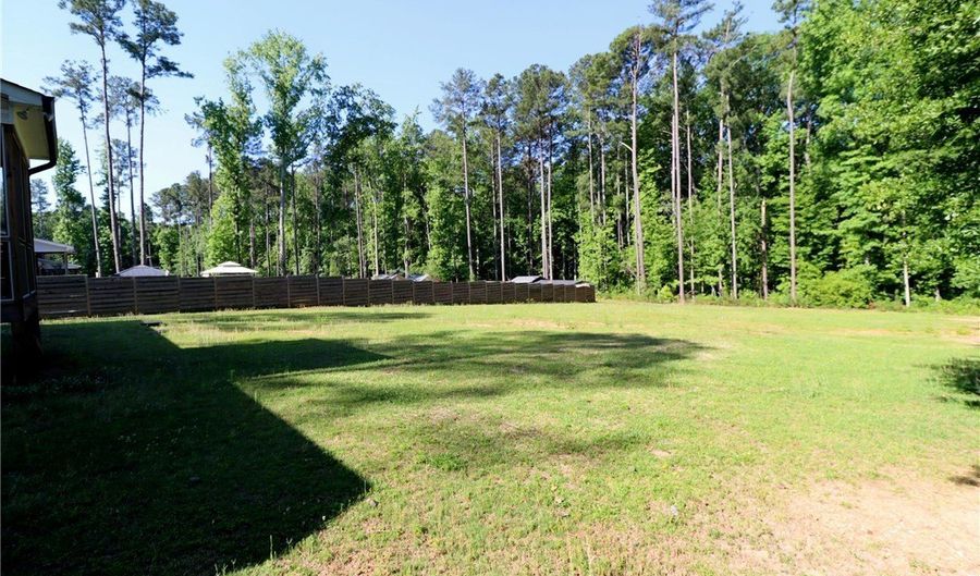 8424 Rhodes Rd, Apex, NC 27539 - 3 Beds, 2 Bath