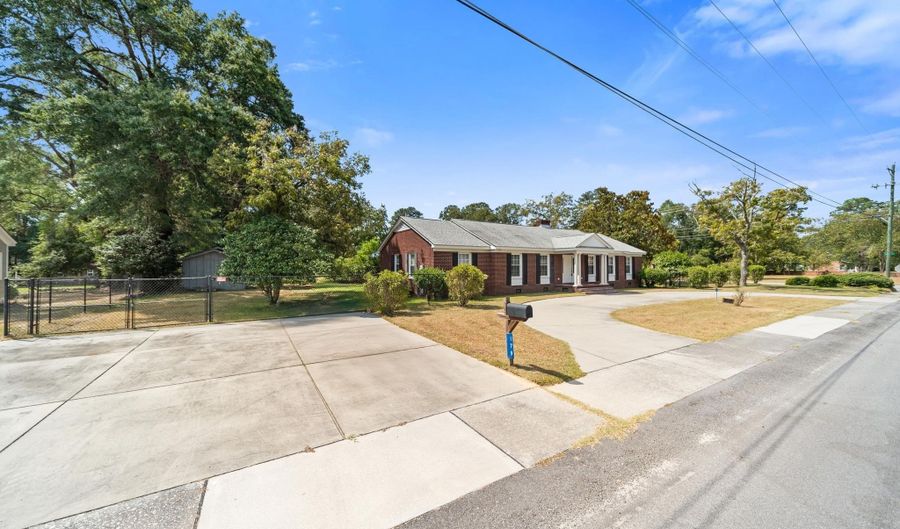 179 Azalea Ave, Bamberg, SC 29003 - 3 Beds, 2 Bath