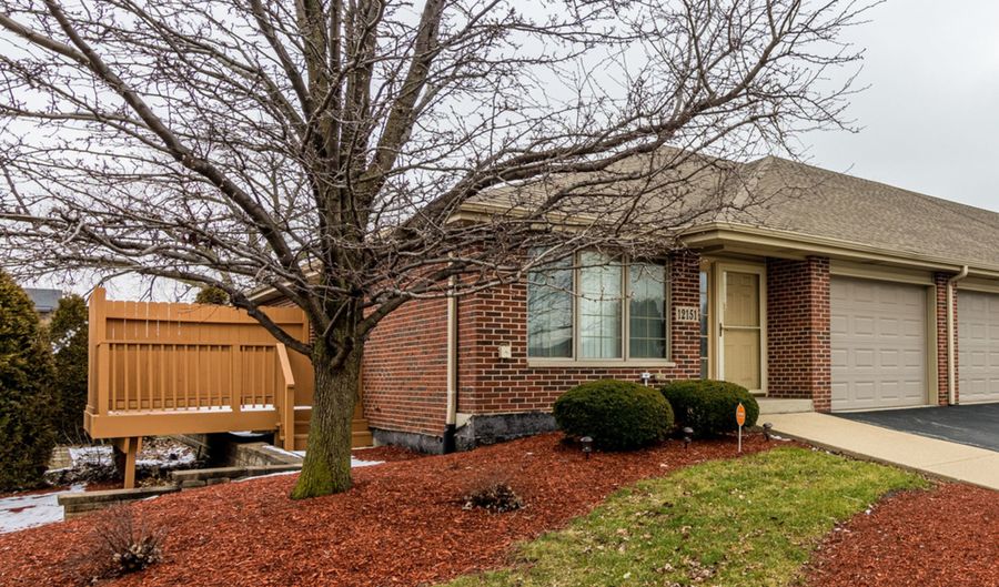 12151 S Mc Daniels Ct, Alsip, IL 60803 - 2 Beds, 2 Bath