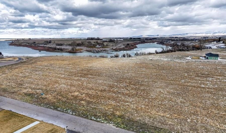 TBD lot 15 S Bay Place, American Falls, ID 83211 - 0 Beds, 0 Bath