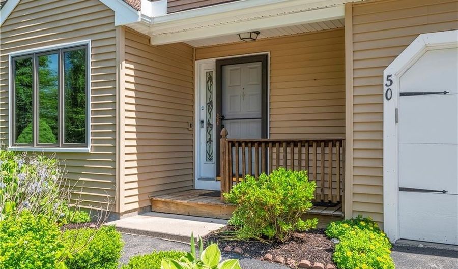 80 Fisher Rd 50, Cumberland, RI 02864 - 2 Beds, 3 Bath
