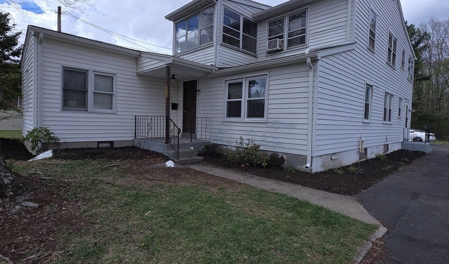 305 Redstone Hill Rd, Bristol, CT 06010 - 7 Beds, 3 Bath