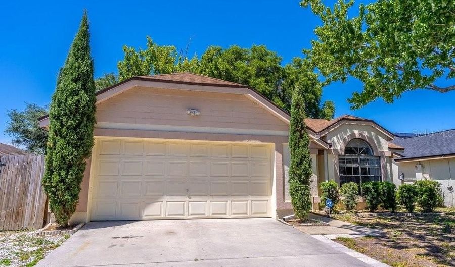 1345 TINDARO Dr, Apopka, FL 32703 - 2 Beds, 2 Bath