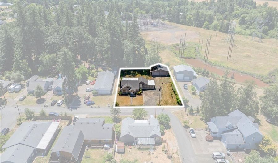 2140 17TH Ave SW, Albany, OR 97321 - 3 Beds, 3 Bath