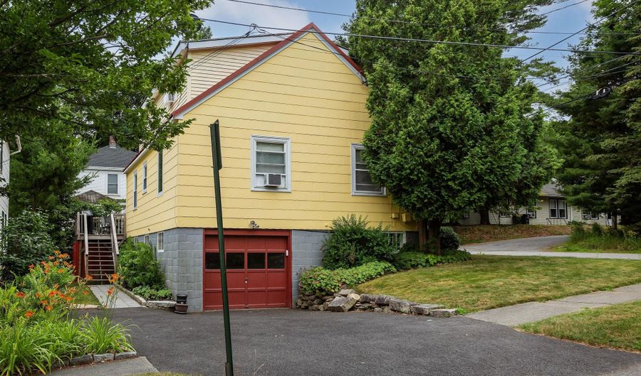 18 Glen Mary Rd, Bar Harbor, ME 04609 - 3 Beds, 2 Bath