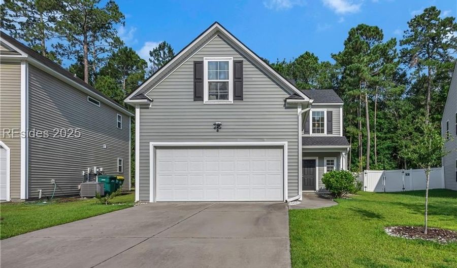 241 Turkey Oak Dr, Bluffton, SC 29910 - 4 Beds, 3 Bath