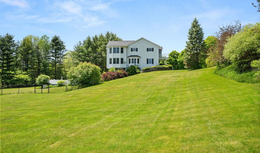 79 Apple Blossom Rd, Barre, VT 05641 - 4 Beds, 5 Bath