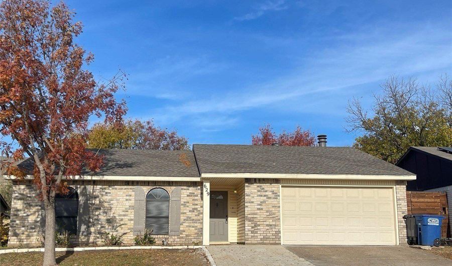 629 Wandering Way Dr, Allen, TX 75002 - 3 Beds, 2 Bath