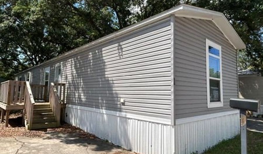 1600 ROSHARON Rd 19, Alvin, TX 77511 - 3 Beds, 2 Bath