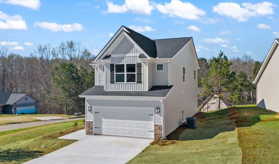 424 Highland Pointe Dr, Alto, GA 30510 - 3 Beds, 3 Bath