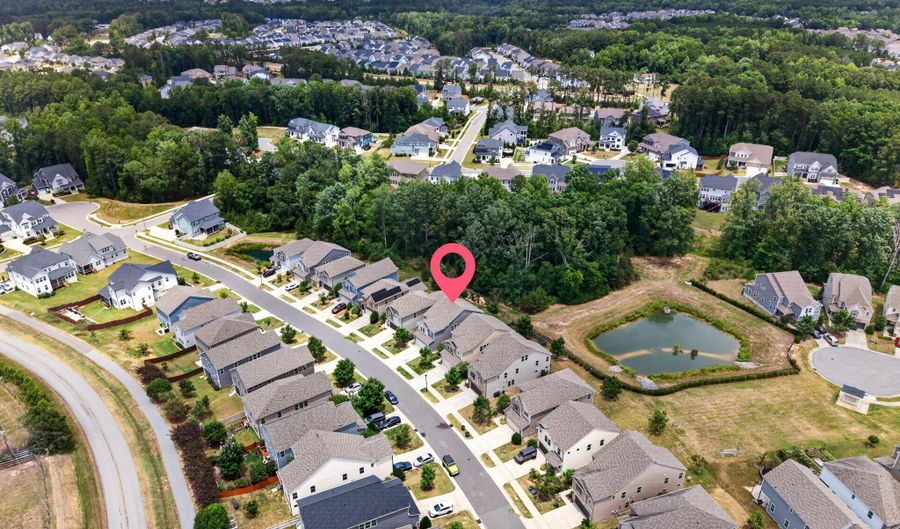 2139 Gregor Overlook Ln, Apex, NC 27502 - 4 Beds, 3 Bath