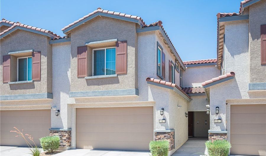 7228 N Decatur Blvd 4, Las Vegas, NV 89131 - 3 Beds, 3 Bath