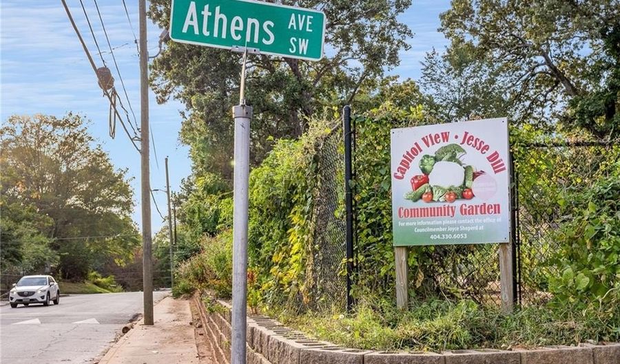 1470 Athens Ave SW, Atlanta, GA 30310 - 4 Beds, 2 Bath