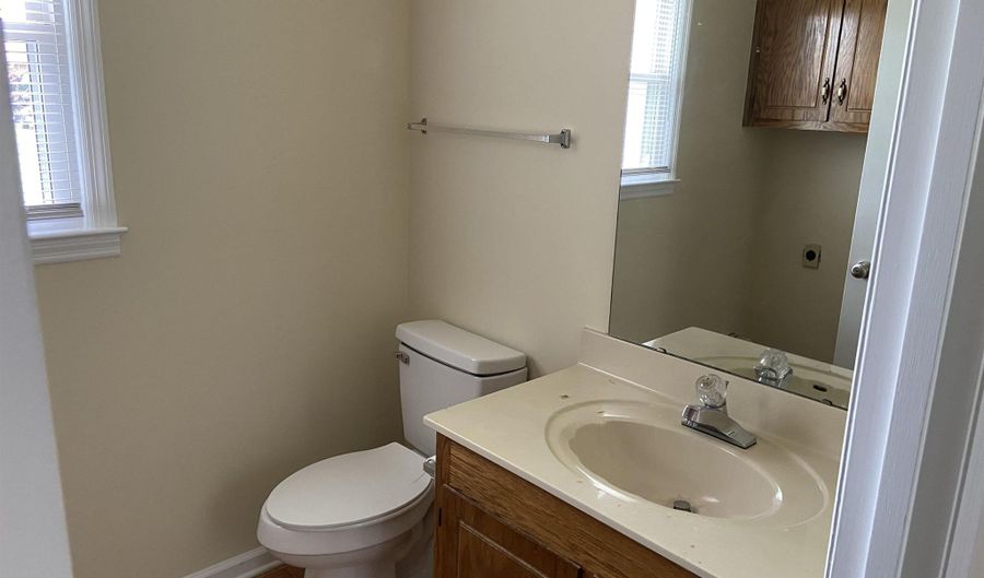 402 Crutcher Cir, Athens, AL 35611 - 3 Beds, 3 Bath