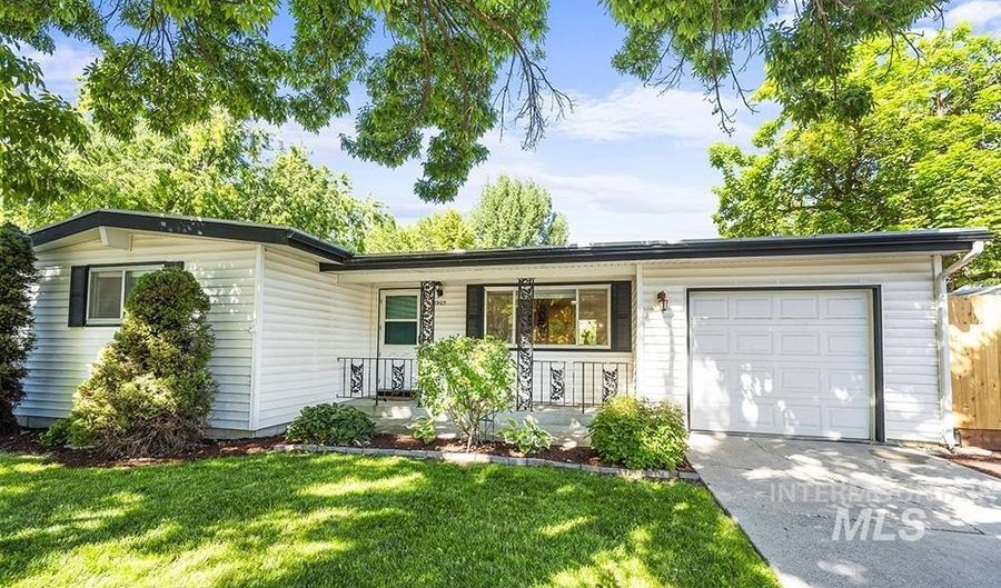 2905 N 38th St, Boise, ID 83703 - 4 Beds, 1 Bath