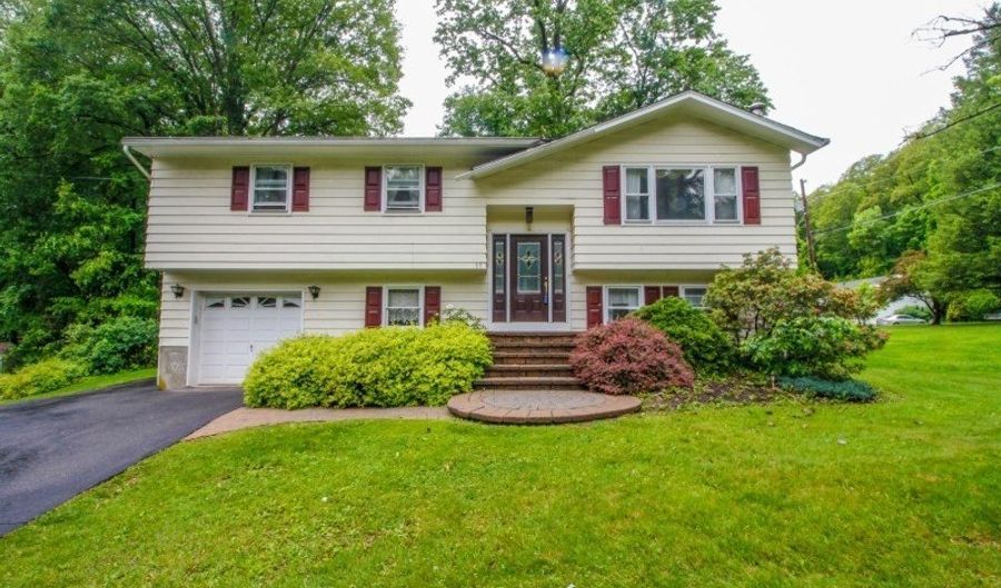 11 Christine Pl, Alloway, NJ 07462 - 4 Beds, 2 Bath