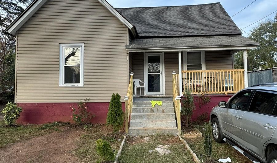 103 Farmer St, Anderson, SC 29621 - 3 Beds, 1 Bath