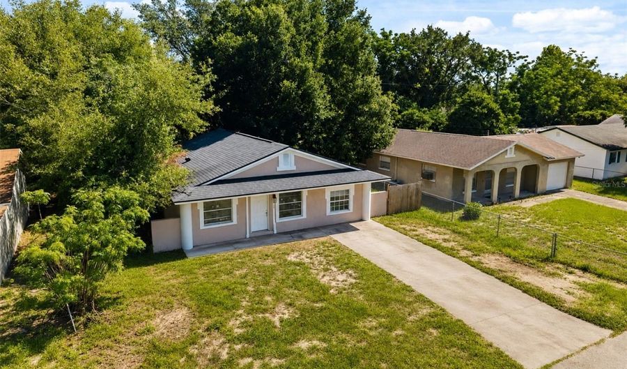 3469 JANET St, Apopka, FL 32712 - 3 Beds, 2 Bath