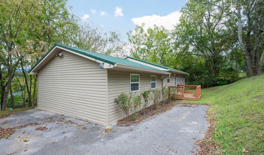 1599 Benton Station Rd, Benton, TN 37307 - 3 Beds, 2 Bath