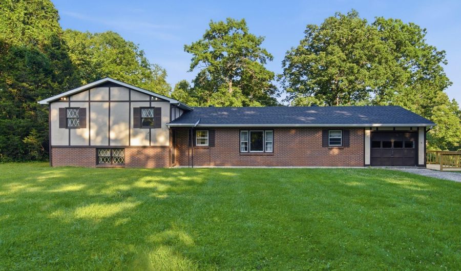 70 Resurrection Rd, Beattyville, KY 41311 - 4 Beds, 2 Bath