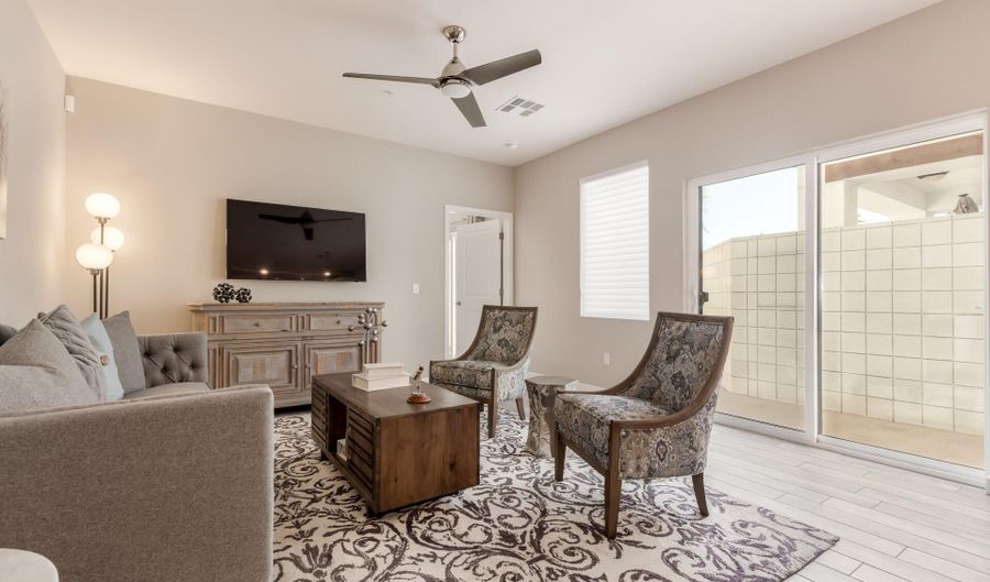 2511 W QUEEN CREEK Rd 147, Chandler, AZ 85248 - 1 Beds, 2 Bath