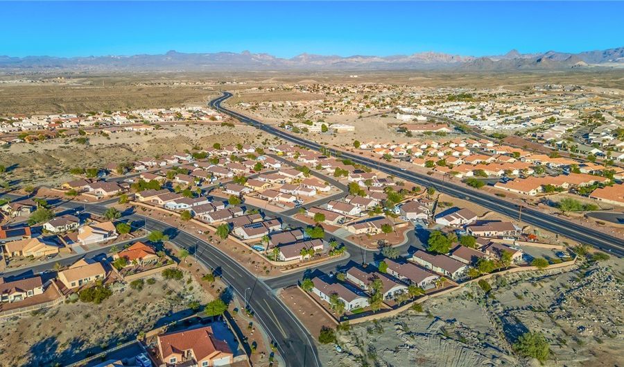 2368 Northstar Rd, Bullhead City, AZ 86442 - 3 Beds, 2 Bath