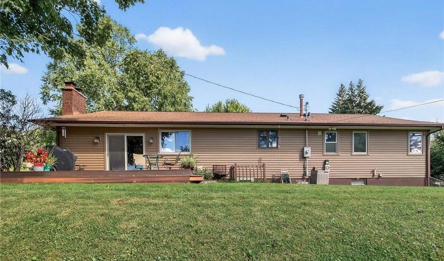 441 Walnut Ln, Apple Valley, MN 55124 - 4 Beds, 3 Bath