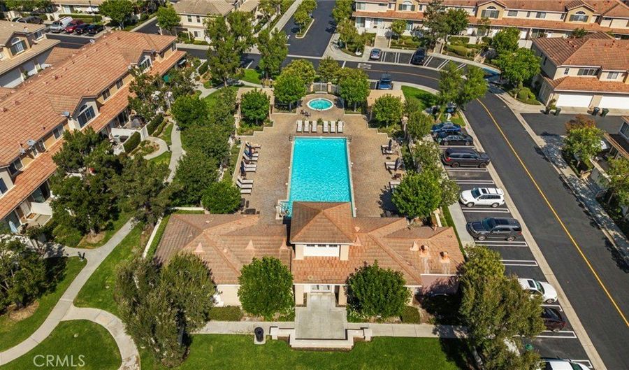 839 S Yellowstone Way, Anaheim, CA 92808 - 2 Beds, 3 Bath