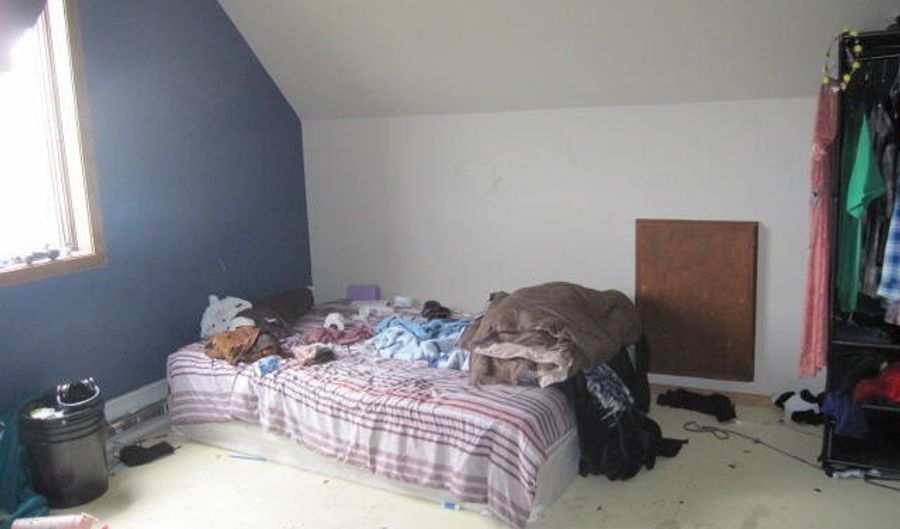 9460 Ayaginar Dr, Bethel, AK 99559 - 3 Beds, 1 Bath