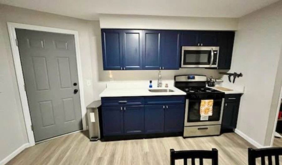40 Honiss St, Belleville, NJ 07109 - 2 Beds, 1 Bath