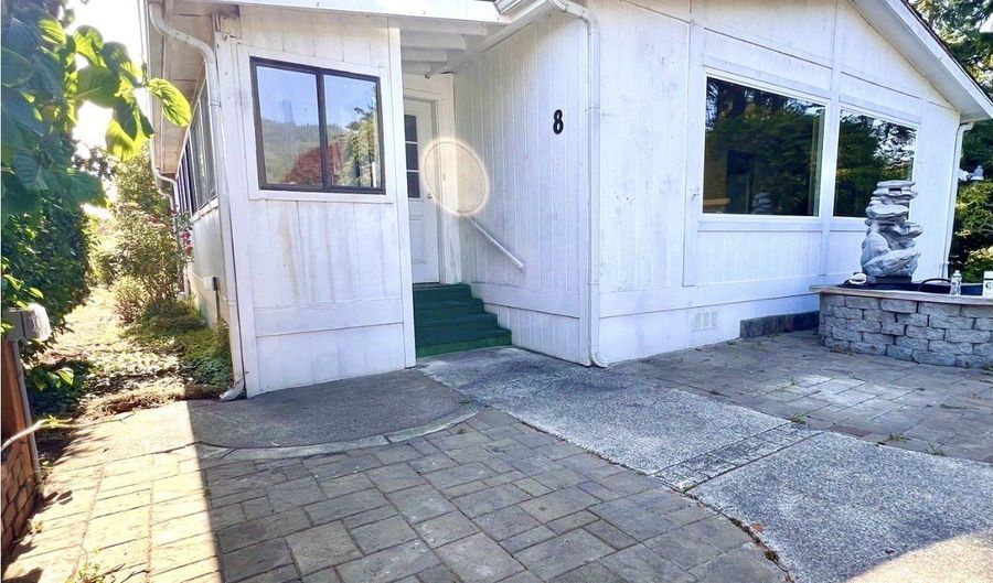 16063 DRIFTWOOD Ln #8, Brookings, OR 97415 - 2 Beds, 2 Bath