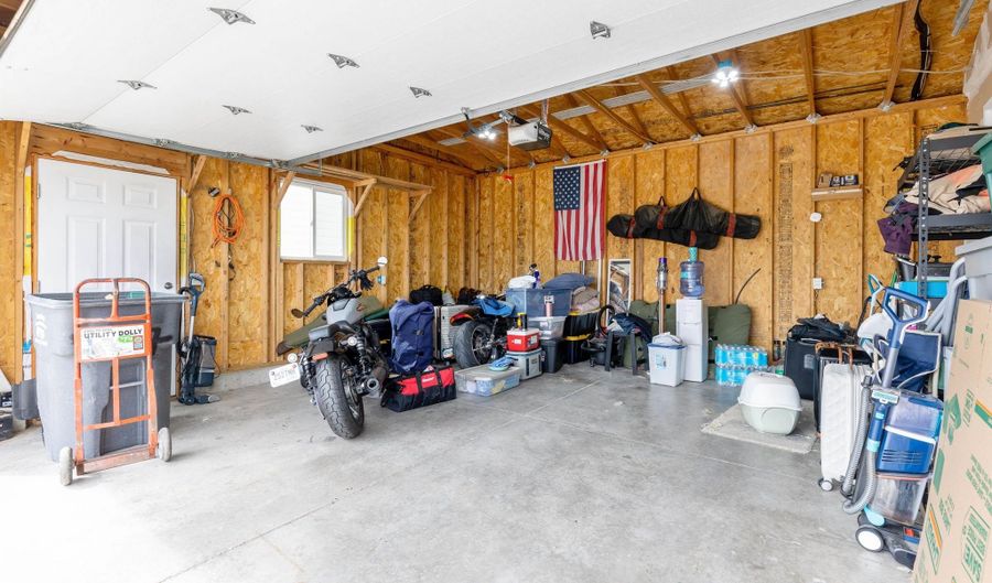 757 OLD CAVALRY Rd, Box Elder, SD 57719 - 4 Beds, 3 Bath