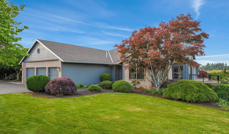 13521 SE LE ANN Ct, Boring, OR 97009 - 4 Beds, 3 Bath