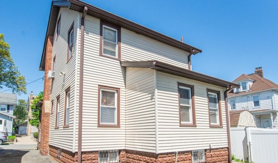 148 Linden Ave, Belleville, NJ 07109 - 3 Beds, 1 Bath