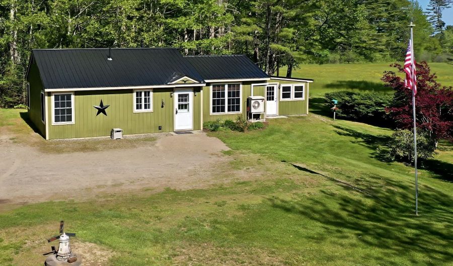 3 Reeds Ln, Belfast, ME 04915 - 2 Beds, 1 Bath