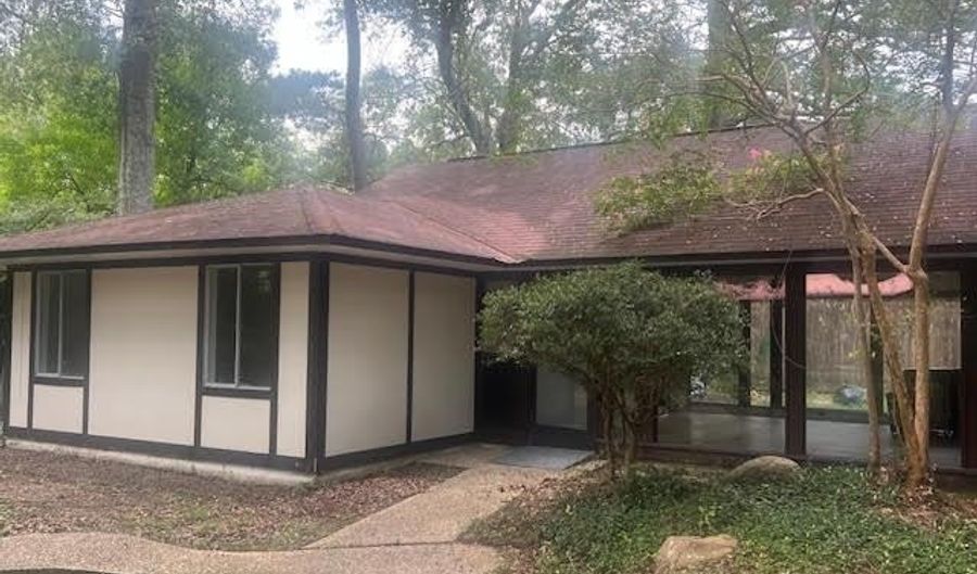609 Jefferson Hwy, Baton Rouge, LA 70806 - 2 Beds, 1 Bath
