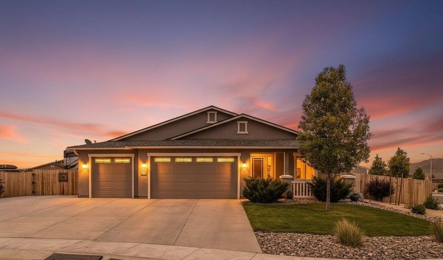 100 Amberwood Ct, Dayton, NV 89403 - 3 Beds, 3 Bath