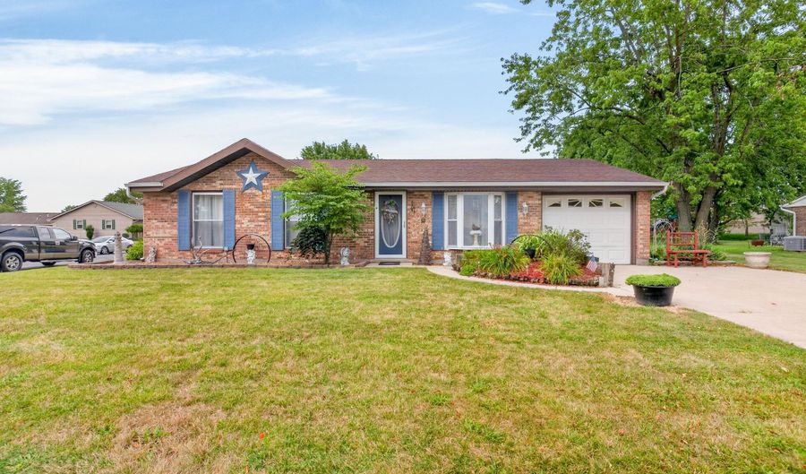 106 Meadowview Ln, Anna, OH 45302 - 3 Beds, 1 Bath