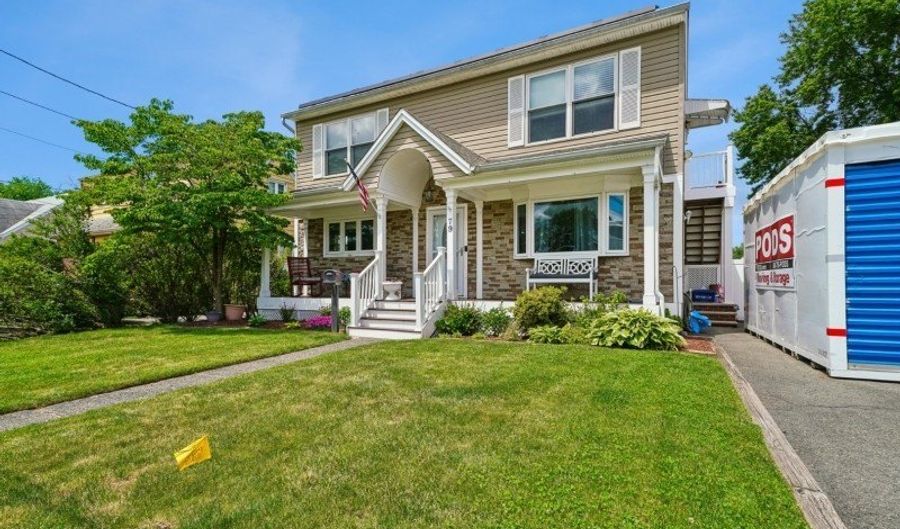 79 Jefferson St, Belleville, NJ 07109 - 4 Beds, 3 Bath