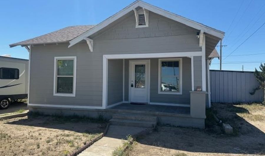 807 N Front, Fort Stockton, TX 79735 - 3 Beds, 2 Bath