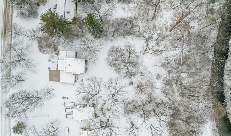 2050 Chalmers Dr, Ann Arbor, MI 48104 - 4 Beds, 2 Bath