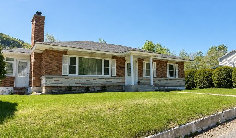 471 Madison Ave, Berlin, NH 03570 - 3 Beds, 2 Bath