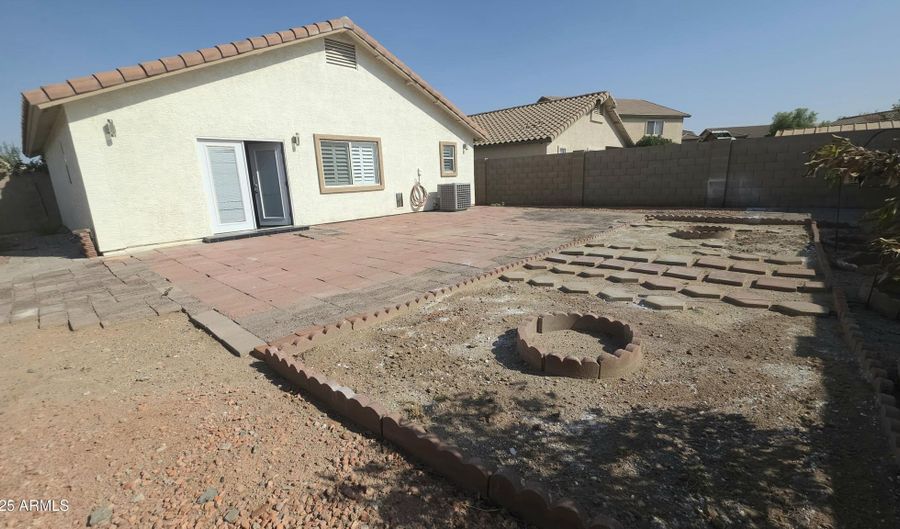 1541 S 230TH Ave, Buckeye, AZ 85326 - 3 Beds, 2 Bath